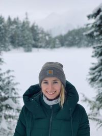 Image of Madita outside with a snowy background