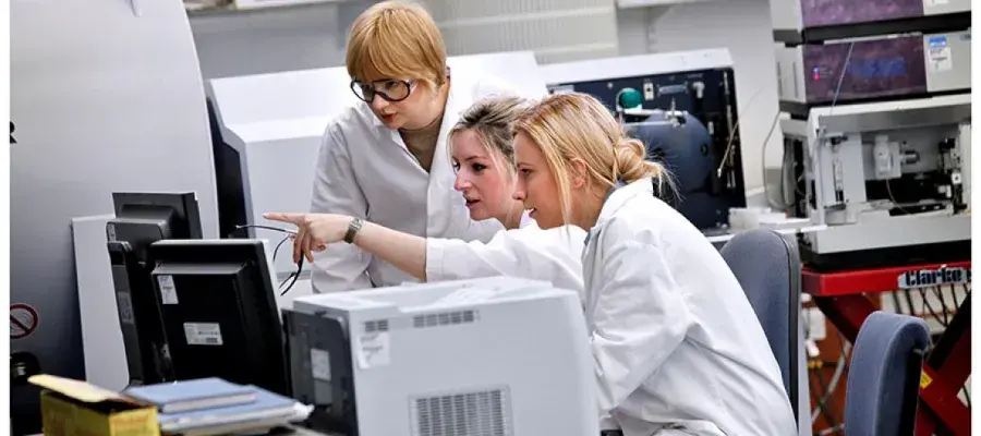 Staff in the laboratory