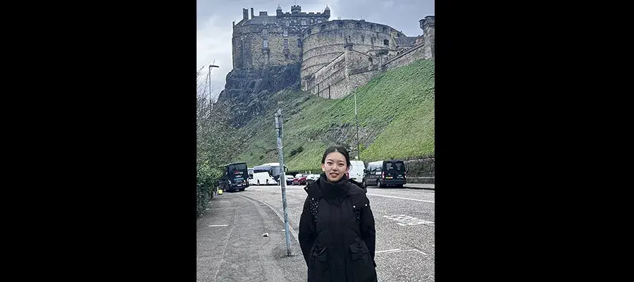 Photo of Zhaoyue Yan