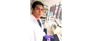 Dr Felipe Millacura in a lab.