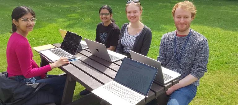 Akiyoshi lab journal club photo