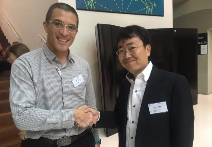 Dr Tilo Kunath, of the UK Centre for Mammalian Synthetic Biology, and Dr Asuka Morizane of Kyoto University