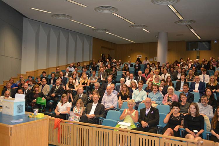 2016 Graduation Presentation