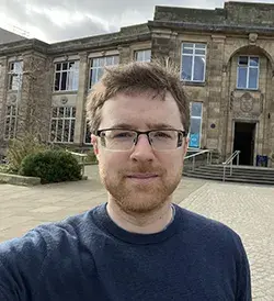 Photo of Andrew Maclean  outside Ashworth labs