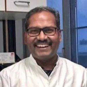 portrait photo of Jeyaprakash Arulanandam