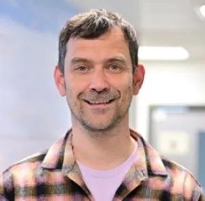 portrait photo of Andrew Wood