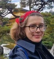 A portrait photograph of Dr Laura Cooper