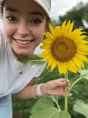 Photo of Lizzy Davies