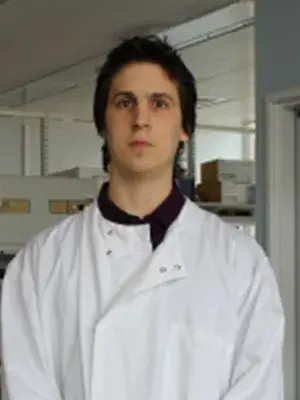 Aron-Ferenczi-Headshot