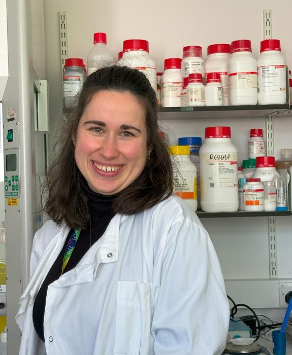 Photo of Tina Karagyozova in the lab