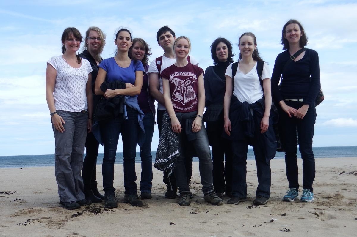 Photo of the lab group on Alnmouth beach